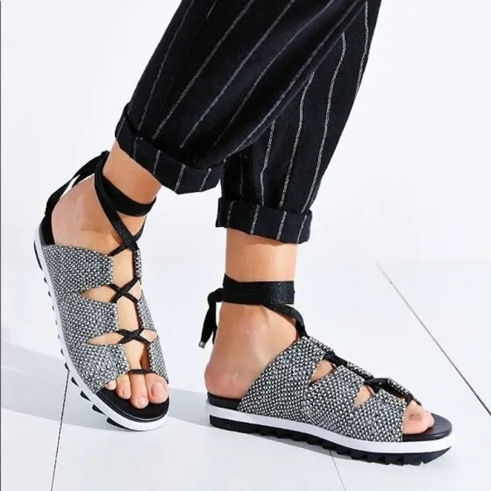 Circus Sam Edelman Riley Sandals Womens Sz 6 Lace‎ Wrap Around Tie Sandal